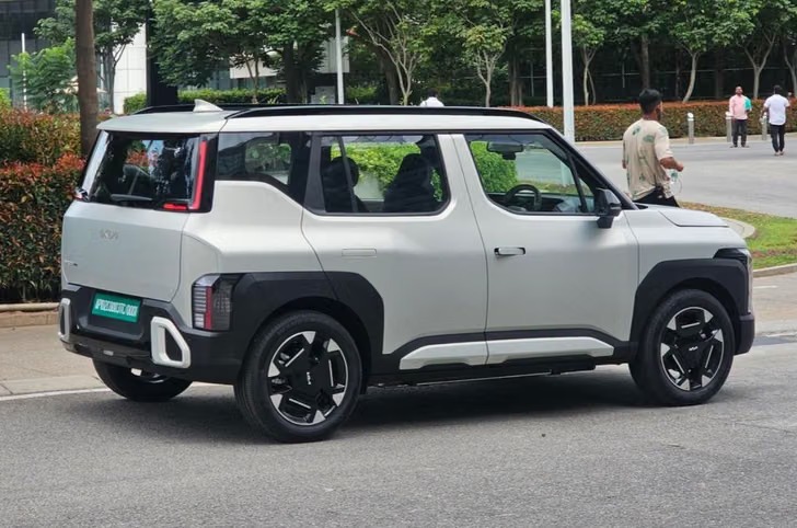 Kia Syros EV to come with 42 kWh and 51.4 kWh Battery Pack Options Featured Image